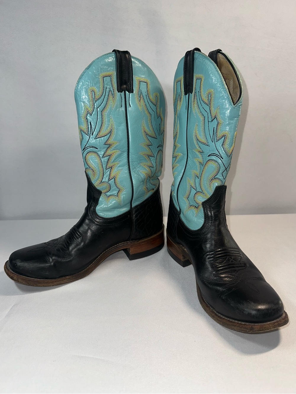 Boulet Women's Black & Aqua Leather Cowboy Boots Size 7B Style 5014 Canada Made